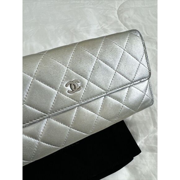 CHANEL Silver Lamb Leather Flap Wallet W/dust Bag - Picture 7 of 16